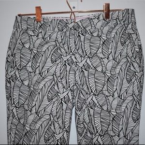 Saint Tropez West Black & White Leaf Print Pants